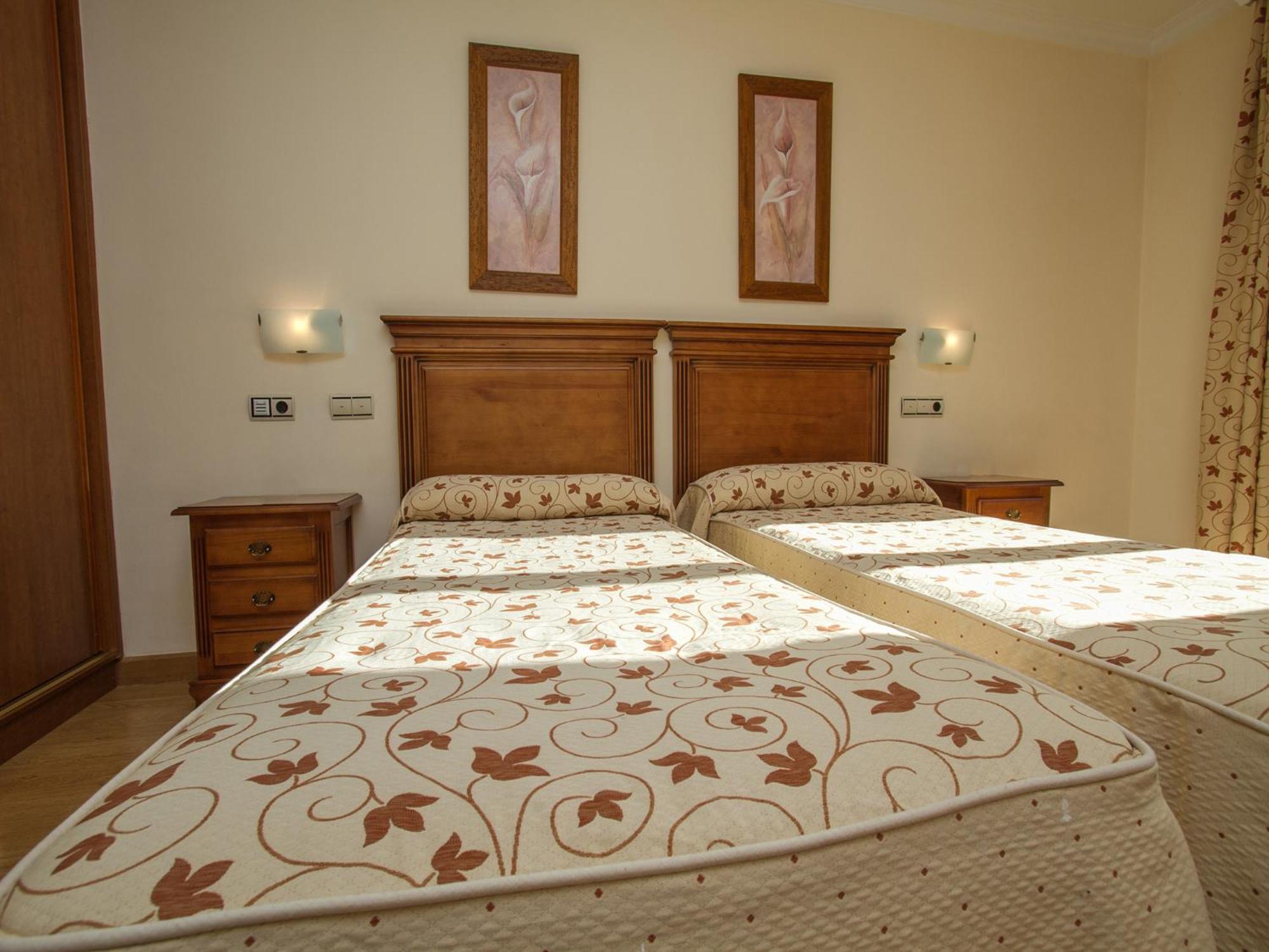 Hotel La Higuera Guejar Sierra Esterno foto