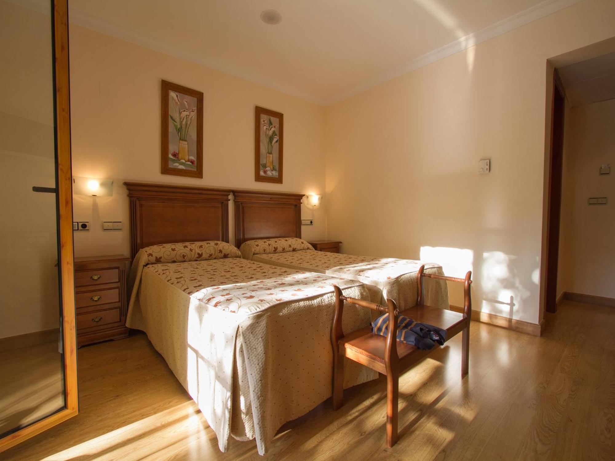 Hotel La Higuera Guejar Sierra Esterno foto